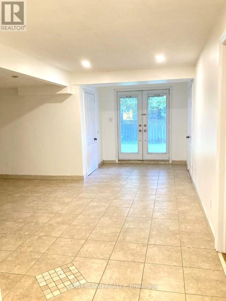 Basement - 18 Sandfield Drive, Aurora, Ontario  L4G 6R6 - Photo 4 - N12476539