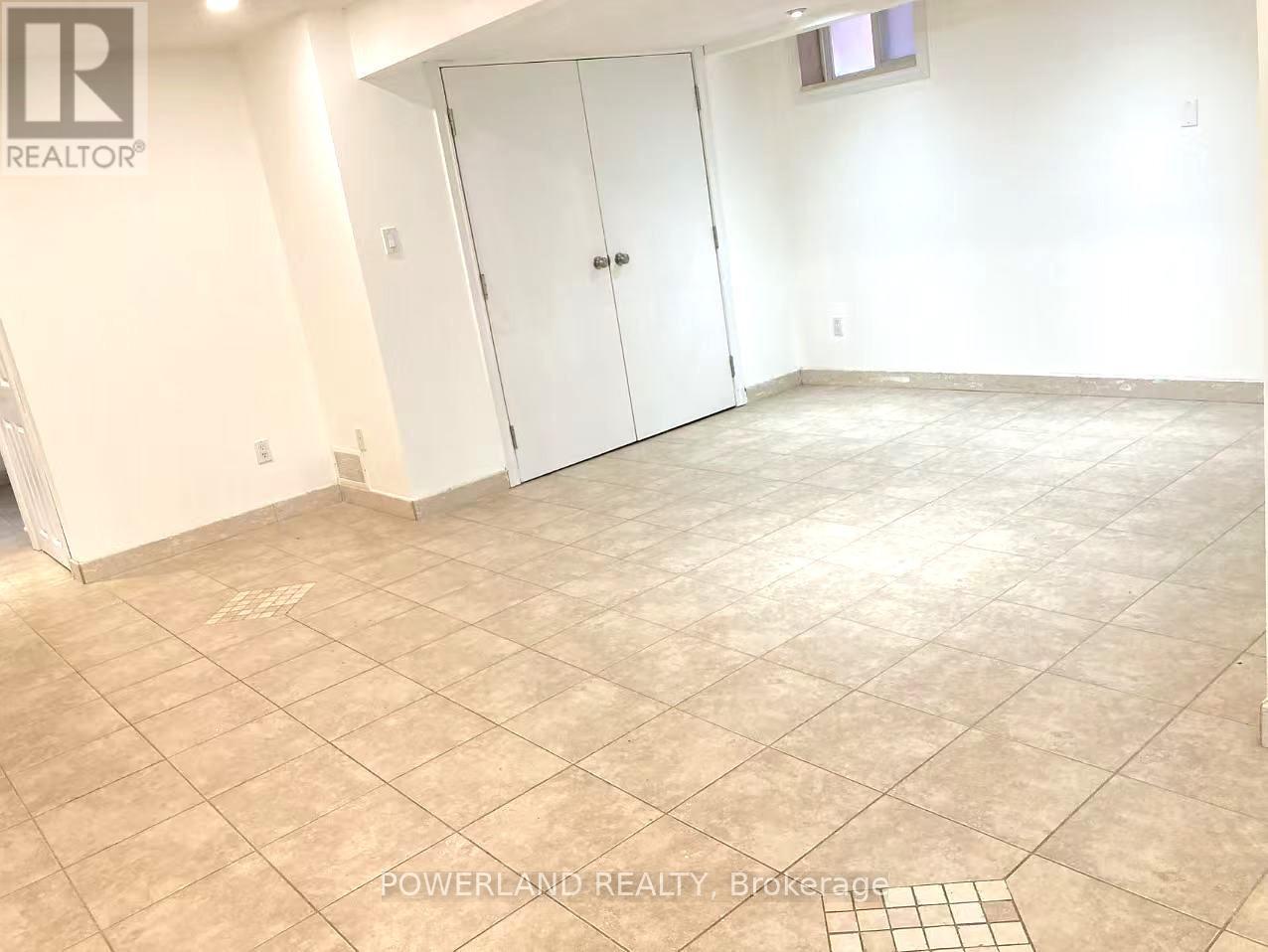 Basement - 18 Sandfield Drive, Aurora, Ontario  L4G 6R6 - Photo 5 - N12476539