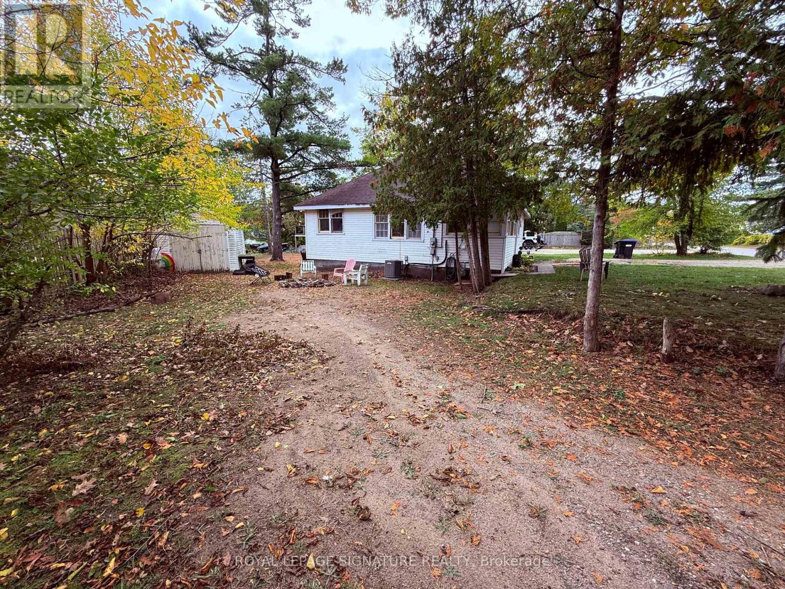 75 Old Mosley Street, Wasaga Beach, Ontario  L9Z 2J5 - Photo 30 - S12432094