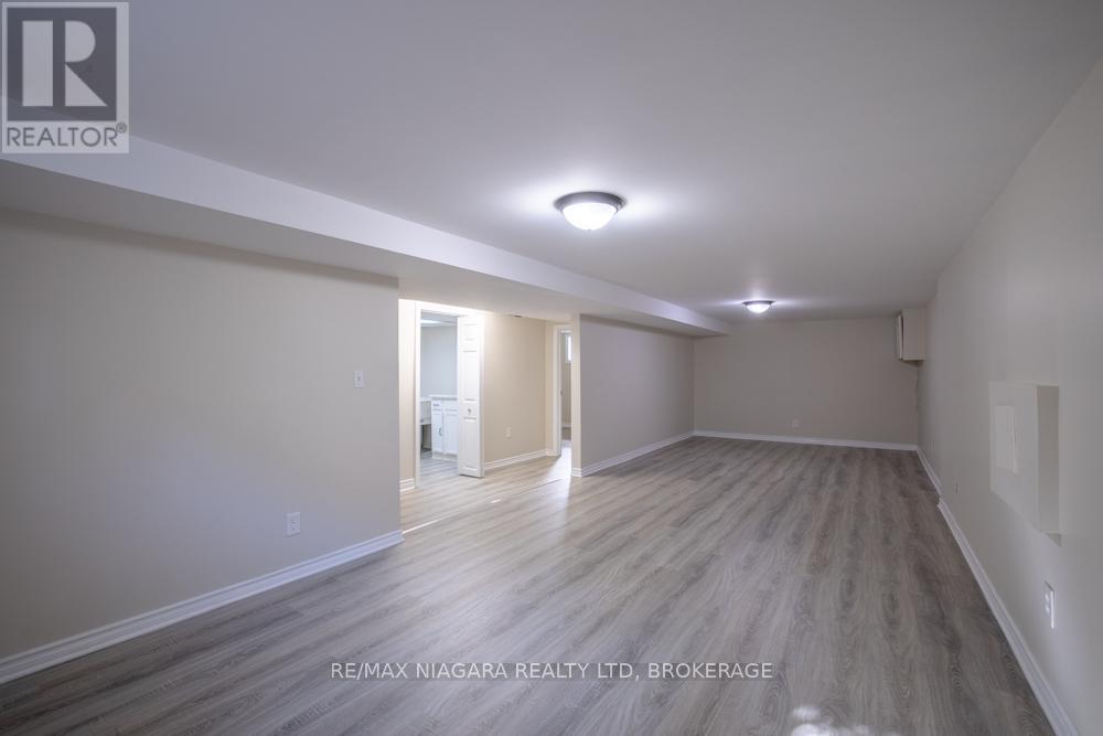 324 Linwell Road, St. Catharines, Ontario  L2N 1T4 - Photo 16 - X12476636