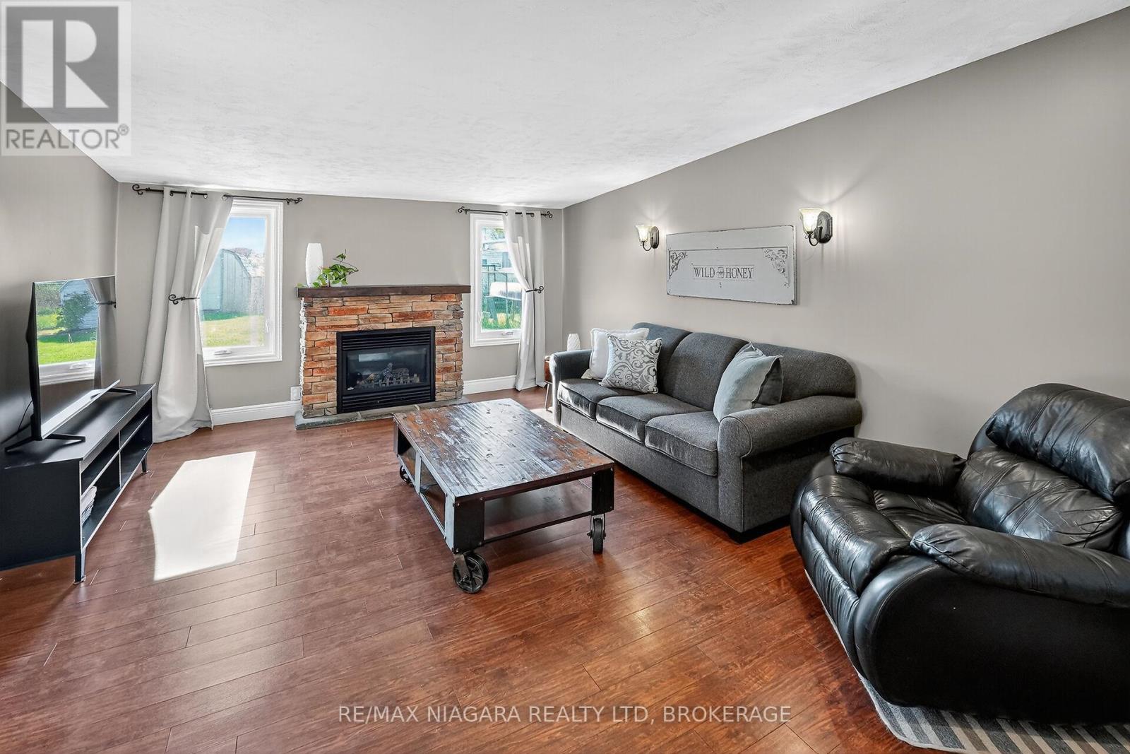 133 Johnston Street, Port Colborne, Ontario  L3K 1G9 - Photo 11 - X12476715