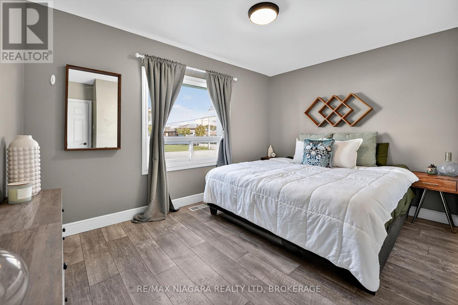 133 Johnston Street, Port Colborne, Ontario  L3K 1G9 - Photo 19 - X12476715