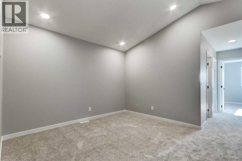 125 Setonvista Gate Se, Calgary, Alberta  T3M 4H6 - Photo 18 - A2265027