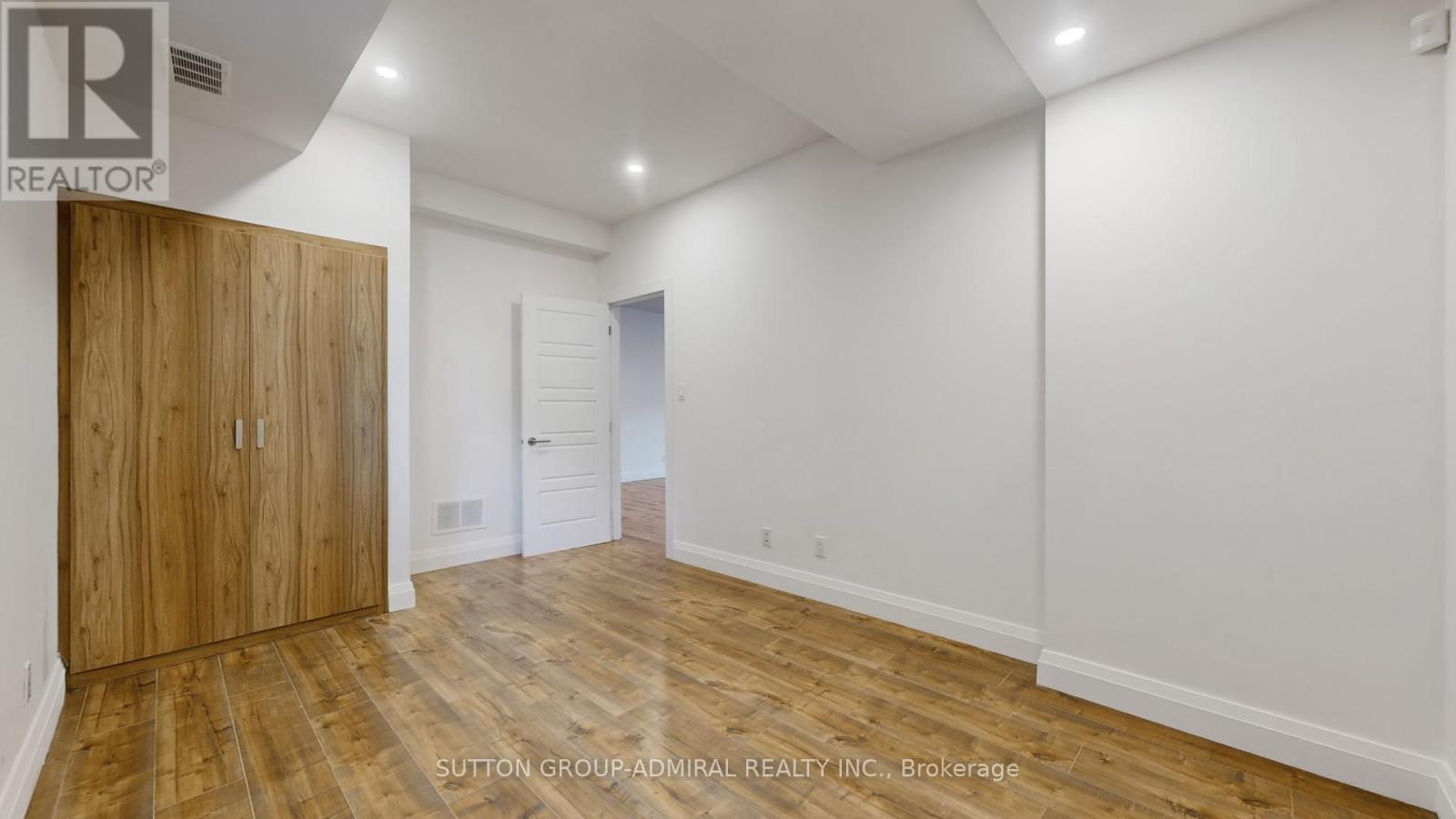 13 Elder Avenue, Toronto, Ontario  M8V 2J4 - Photo 41 - W12472205