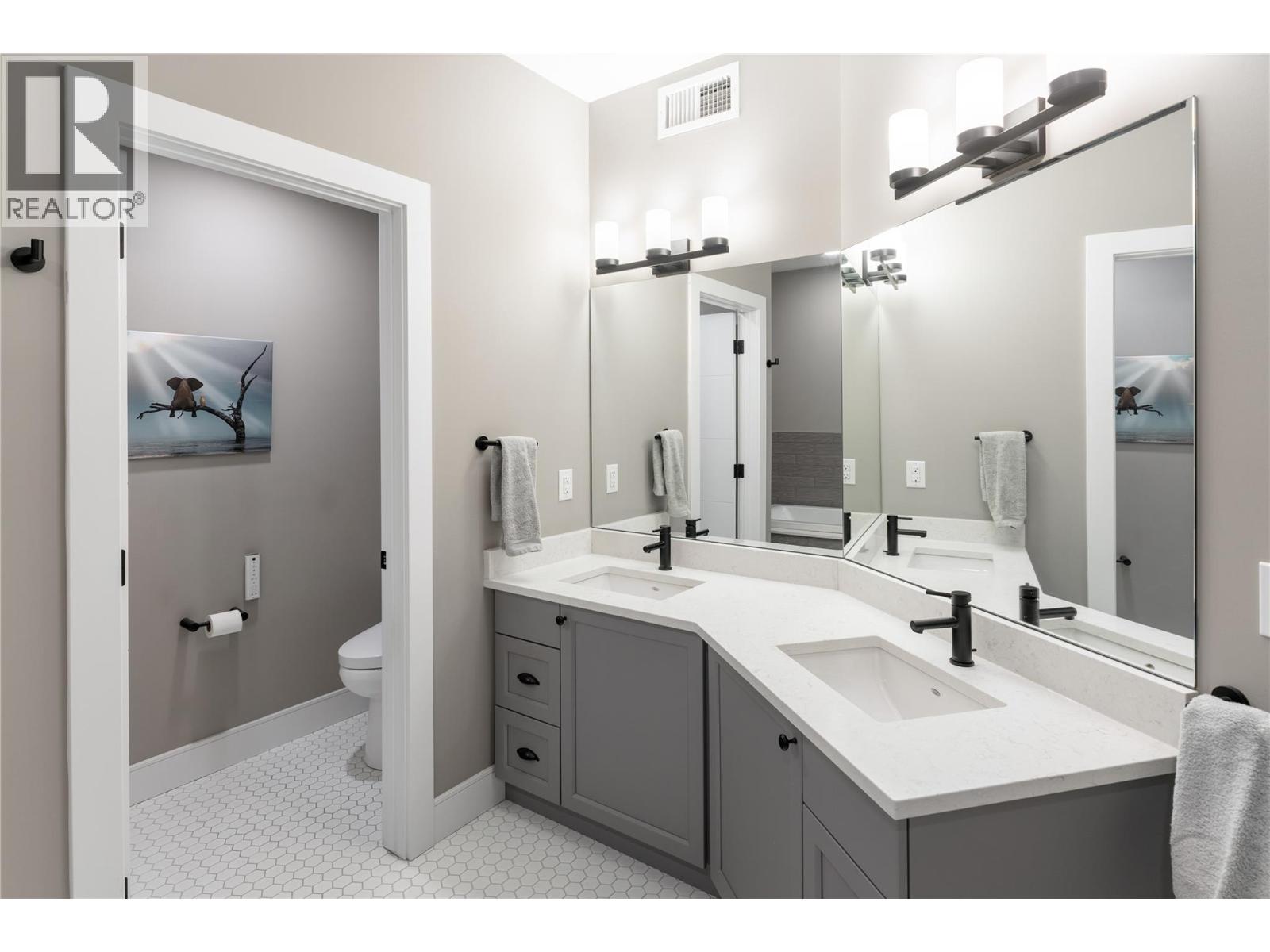 529 Truswell Road Unit# 501 Kelowna Photo 12 529 Truswell Road Unit# 501 Kelowna Photo 12