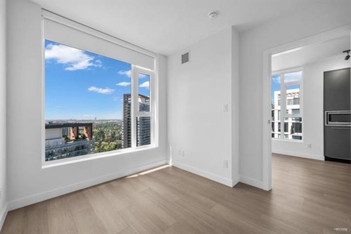 3207 13725 George Junction Street, Surrey, British Columbia  V3T 0V7 - Photo 4 - R3060216