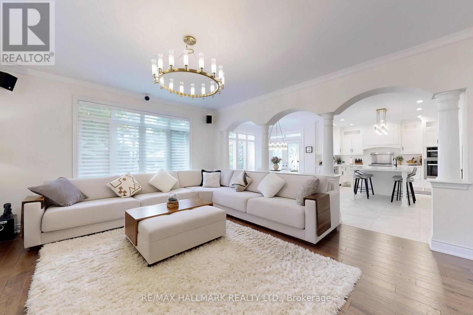436 Paradelle Drive, Richmond Hill, Ontario  L4E 4R9 - Photo 6 - N12476618