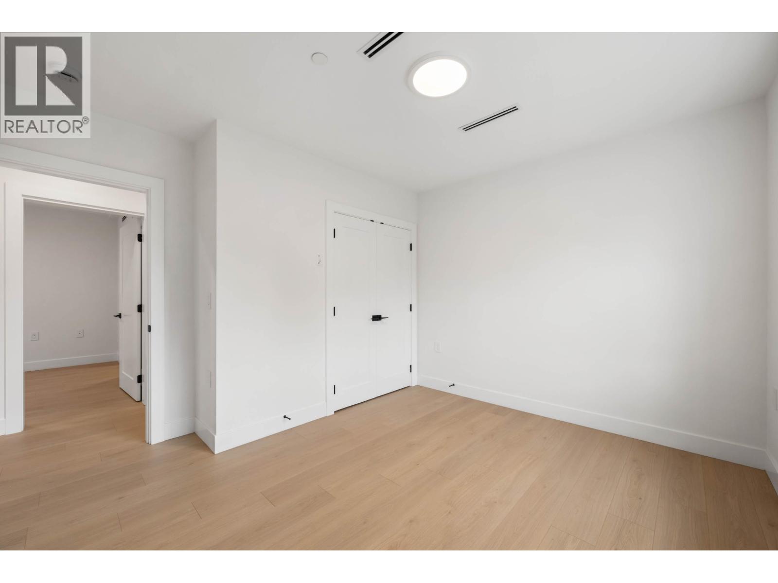 1 3065 Charles Street, Vancouver, British Columbia  V5K 3B6 - Photo 36 - R3060875