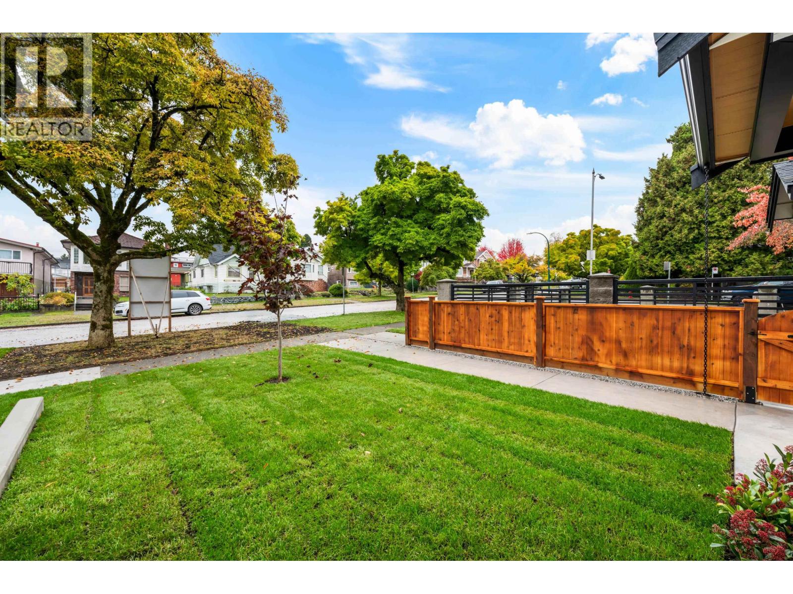 1 3065 Charles Street, Vancouver, British Columbia  V5K 3B6 - Photo 7 - R3060875