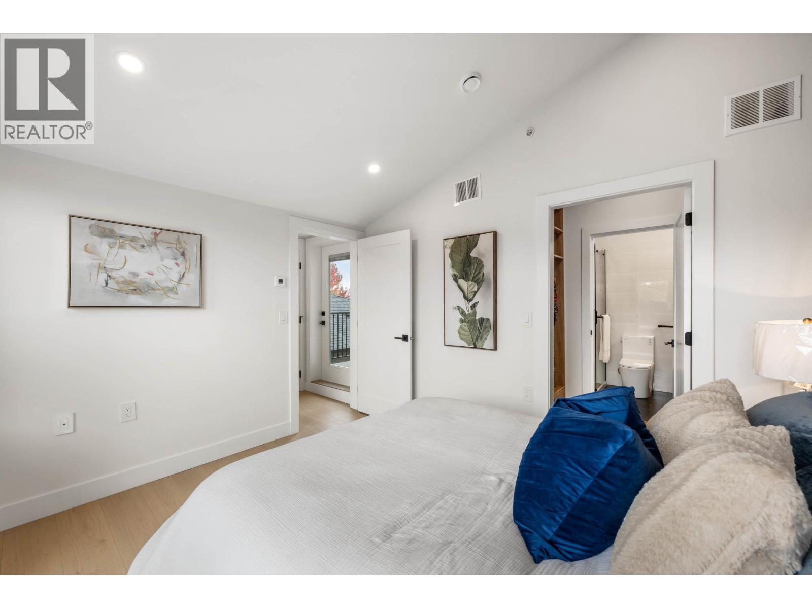 1 3065 Charles Street, Vancouver, British Columbia  V5K 3B6 - Photo 22 - R3060875