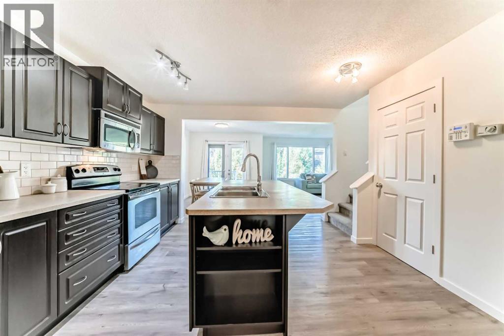 790 River Heights Crescent, Cochrane, Alberta