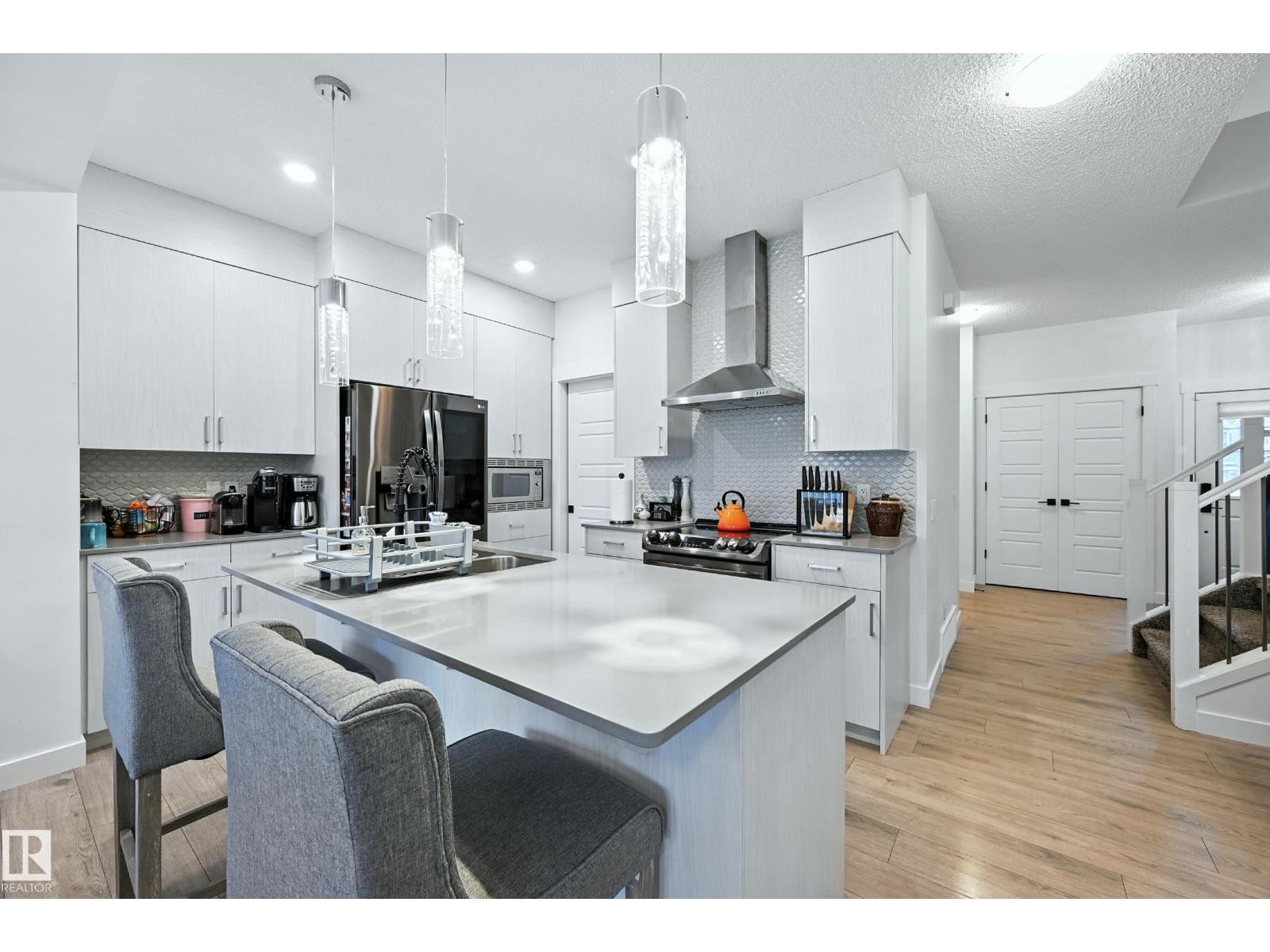 16603 31 Av Sw, Edmonton, Alberta  T6W 4P8 - Photo 3 - E4463086