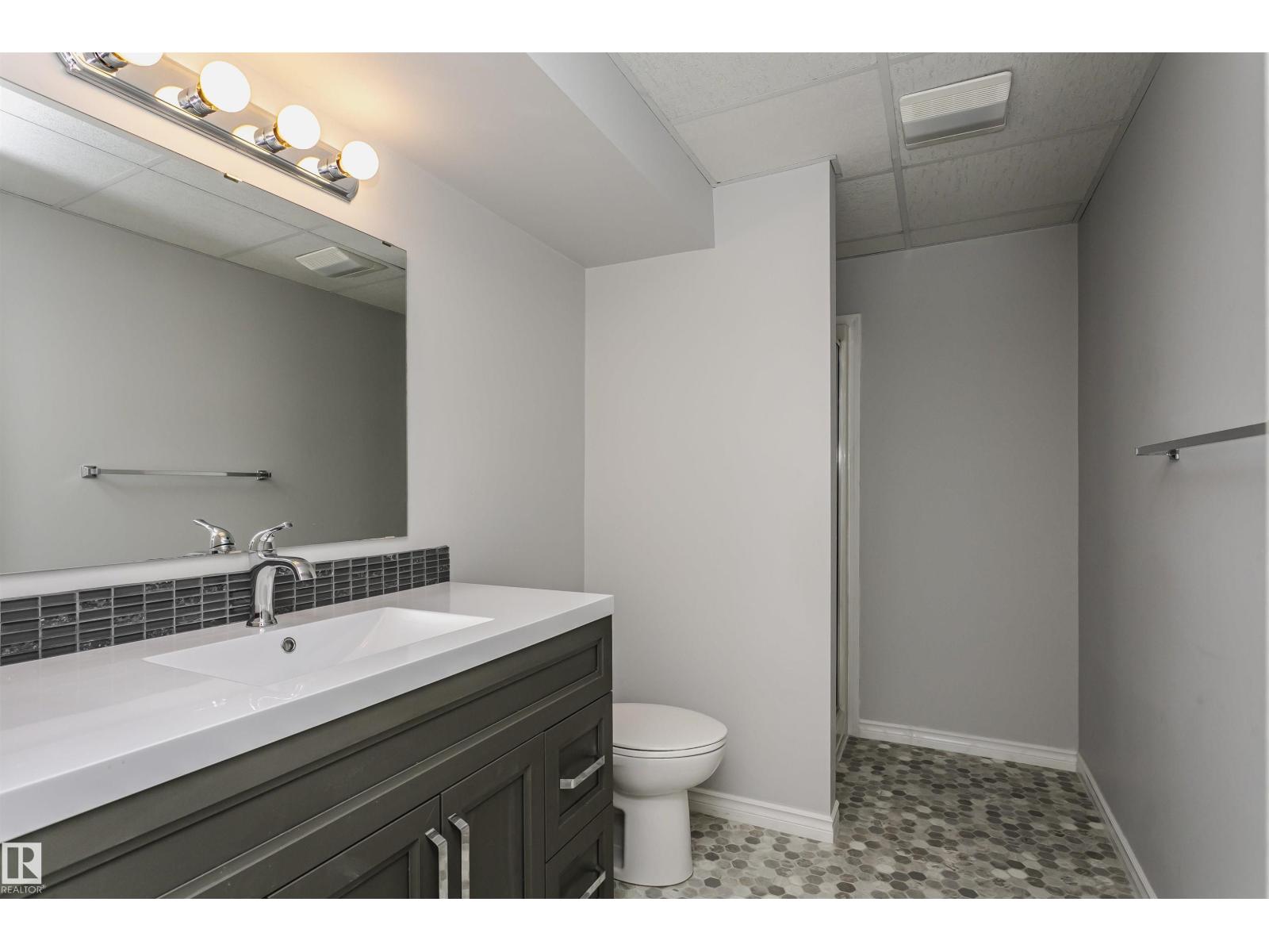 9142 165 Av Nw, Edmonton, Alberta  T5Z 3H6 - Photo 20 - E4463087