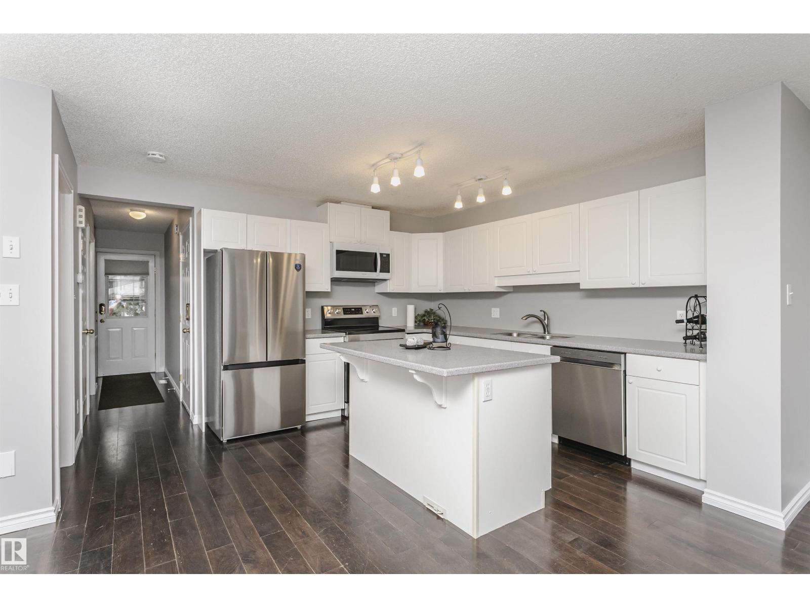 9142 165 Av Nw, Edmonton, Alberta  T5Z 3H6 - Photo 4 - E4463087