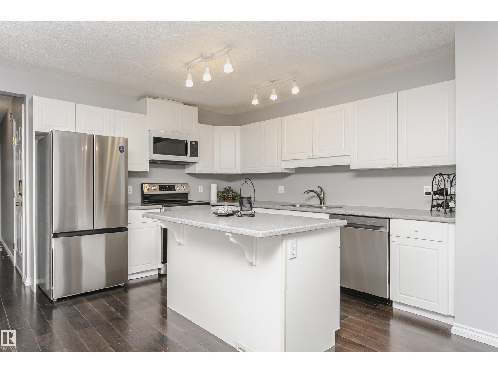 9142 165 Av Nw, Edmonton, Alberta  T5Z 3H6 - Photo 5 - E4463087