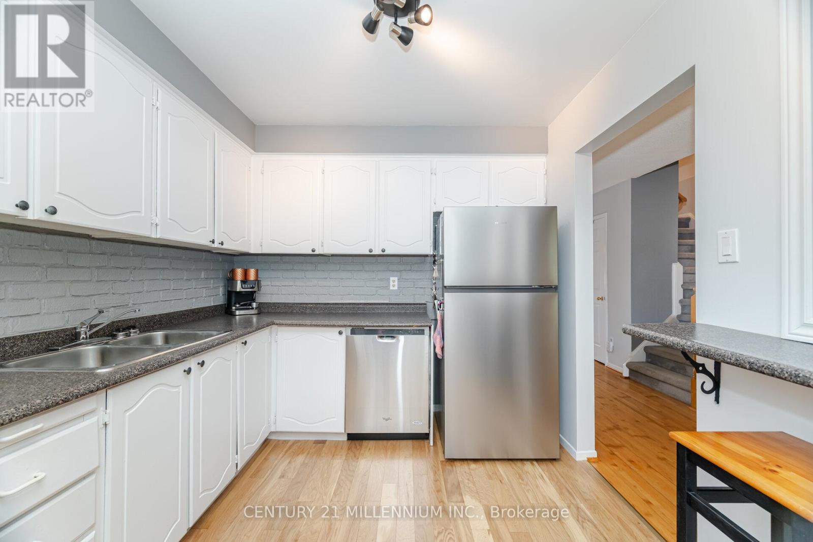 26 Sprucedale Court, Brampton, Ontario  L6Z 1G5 - Photo 15 - W12476569