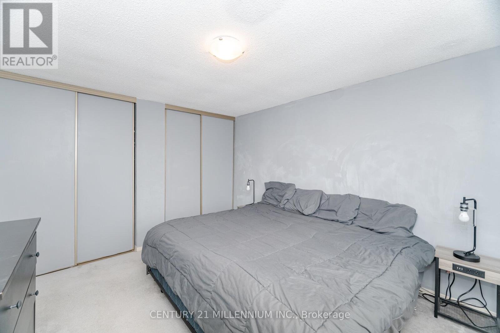 26 Sprucedale Court, Brampton, Ontario  L6Z 1G5 - Photo 21 - W12476569