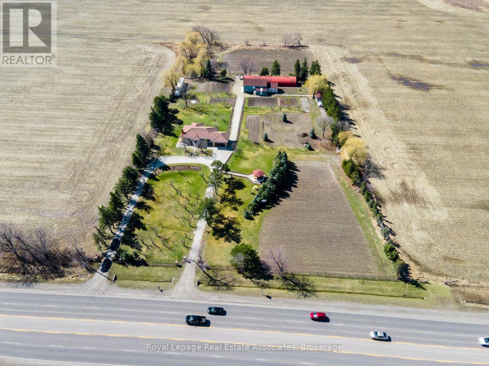 13478 Hurontario Street, Caledon, Ontario  L7C 2B9 - Photo 34 - W12476575