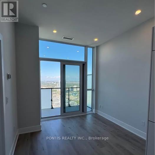 5002 - 430 Square One Drive, Mississauga, Ontario  L5B 0L6 - Photo 10 - W12476602