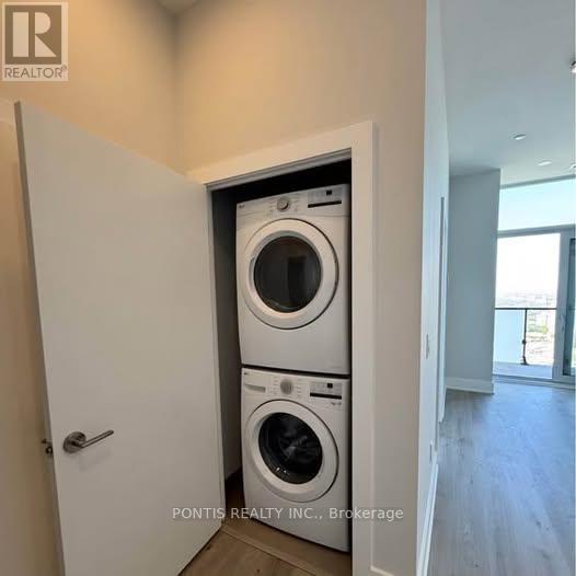 5002 - 430 Square One Drive, Mississauga, Ontario  L5B 0L6 - Photo 8 - W12476602
