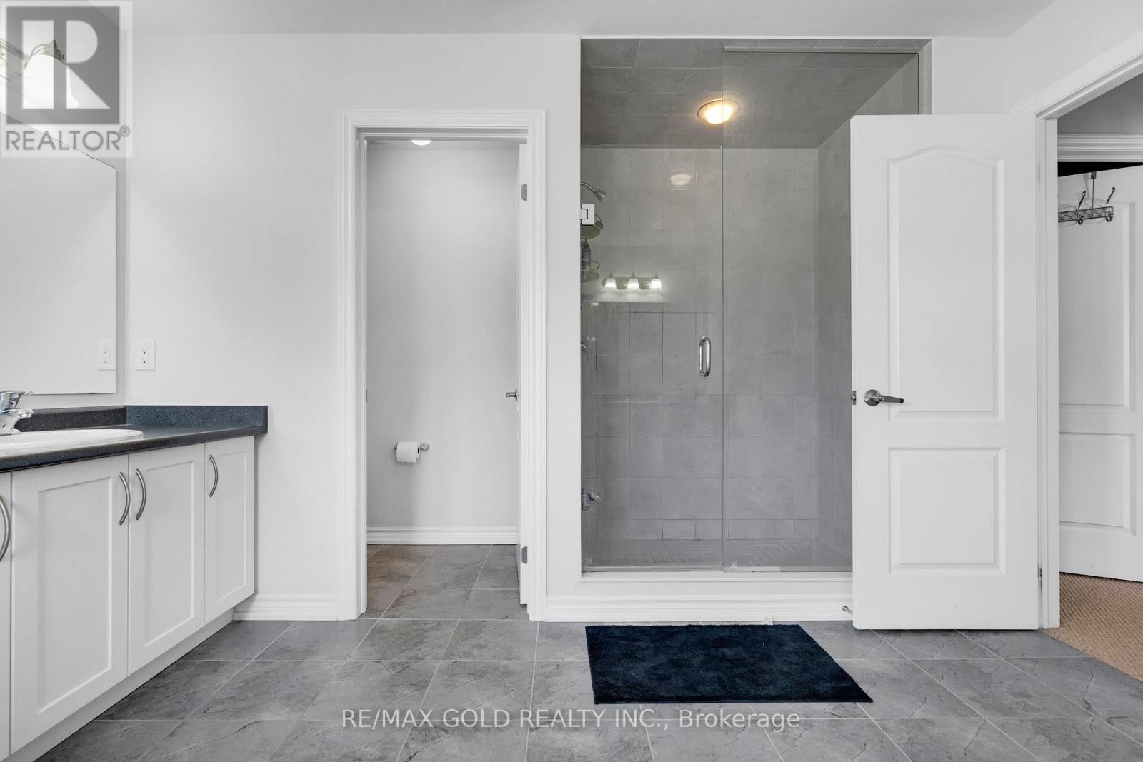 42 Valleybrook Crescent S, Caledon, Ontario  L7C 4C5 - Photo 26 - W12476604