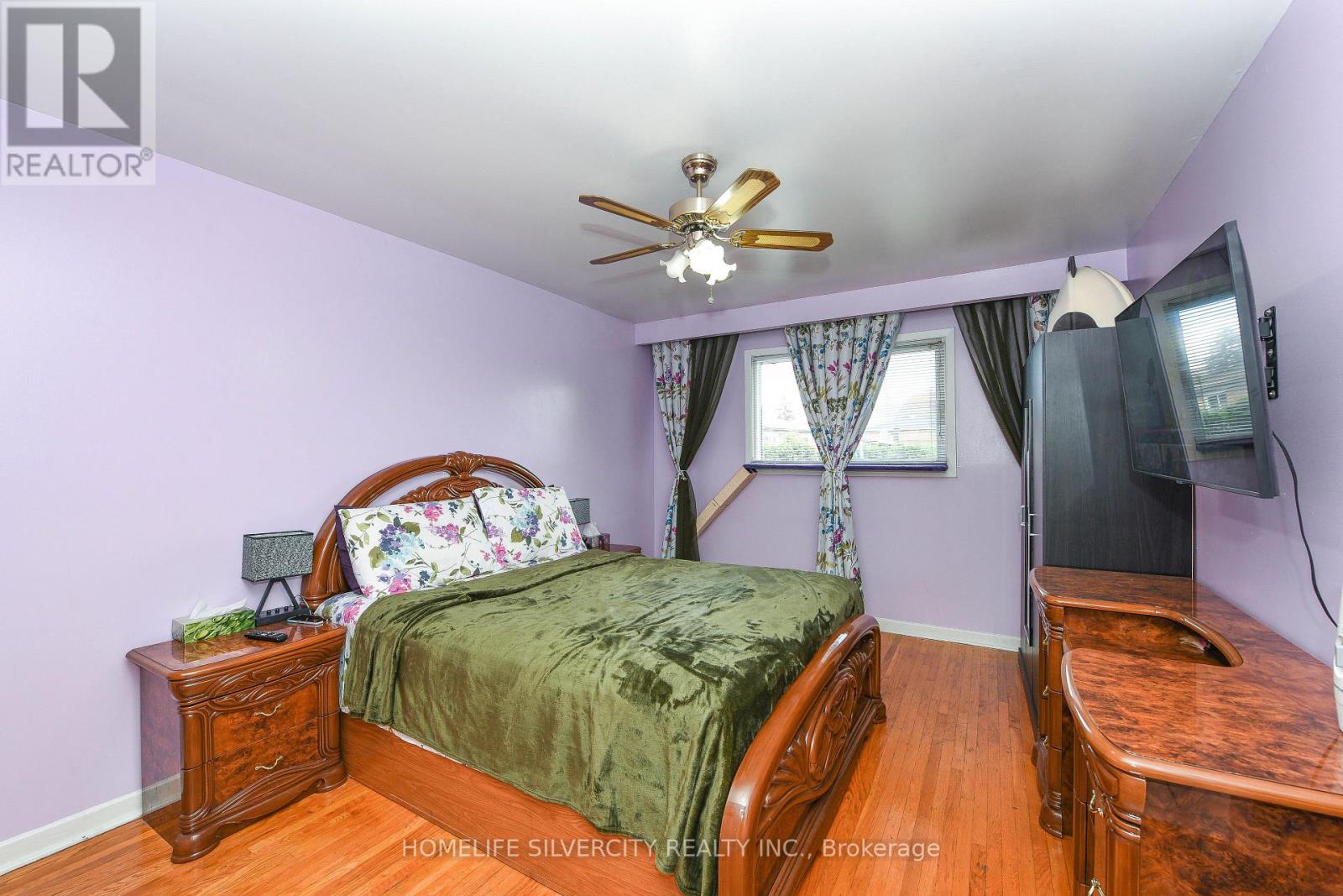 3786 Teeswater Road, Mississauga, Ontario  L4T 2A4 - Photo 24 - W12476606