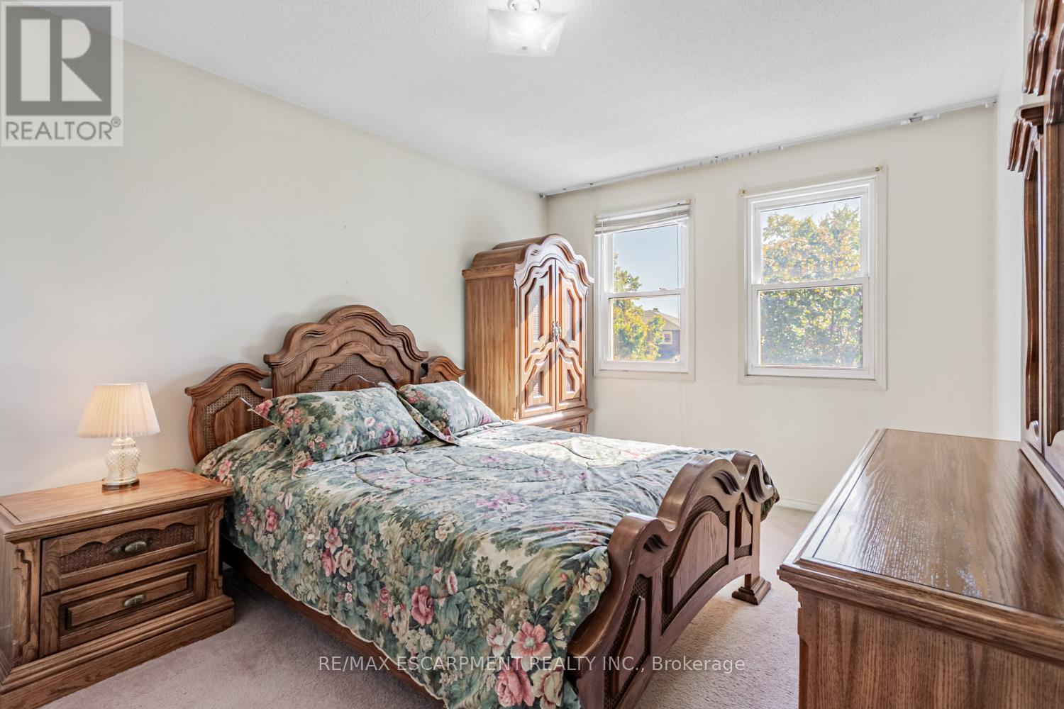 267 Macedonia Crescent, Mississauga, Ontario  L5B 3R9 - Photo 23 - W12476609
