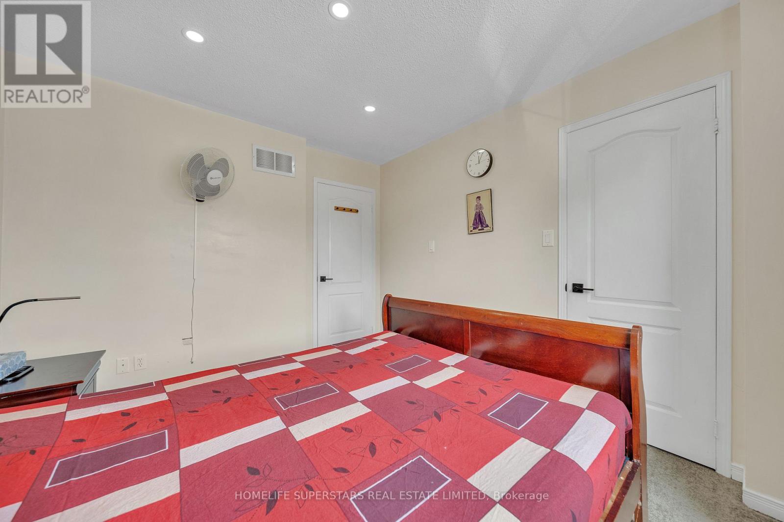 82 Jewel Crescent, Brampton, Ontario  L6R 2P4 - Photo 32 - W12476620