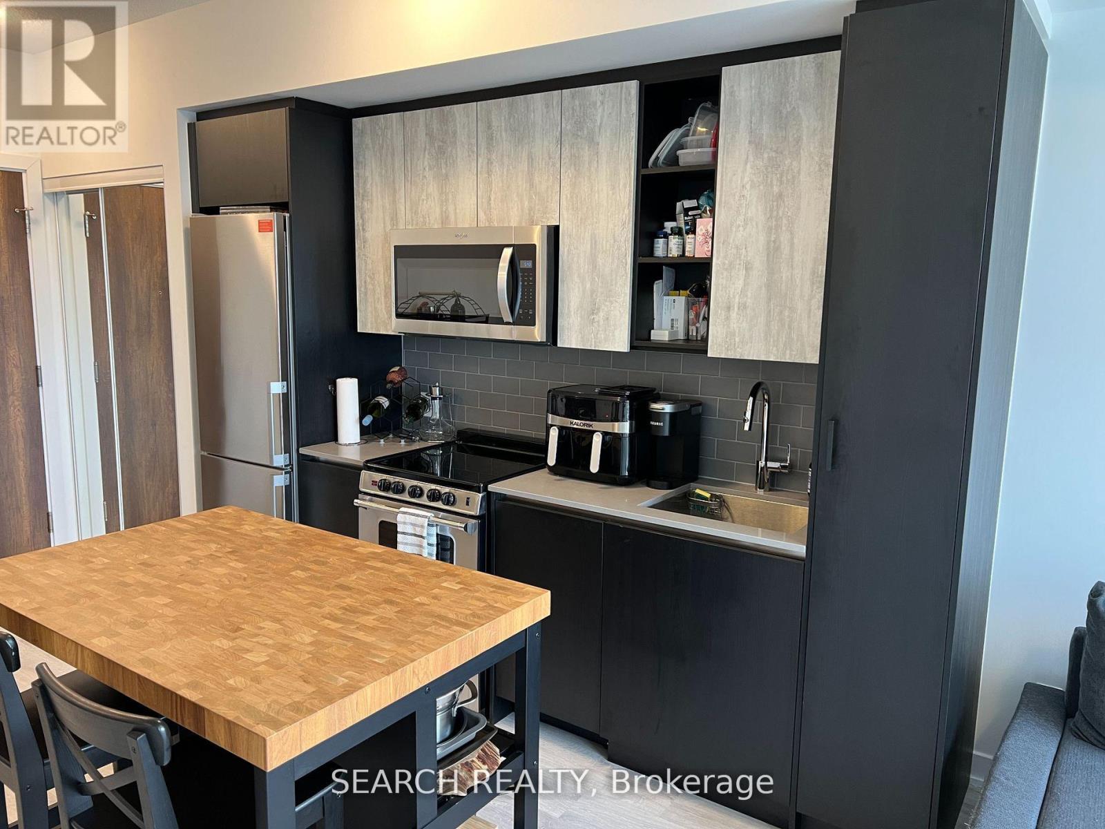1211 - 251 Manitoba Street, Toronto, Ontario  M8Y 4G9 - Photo 3 - W12476622