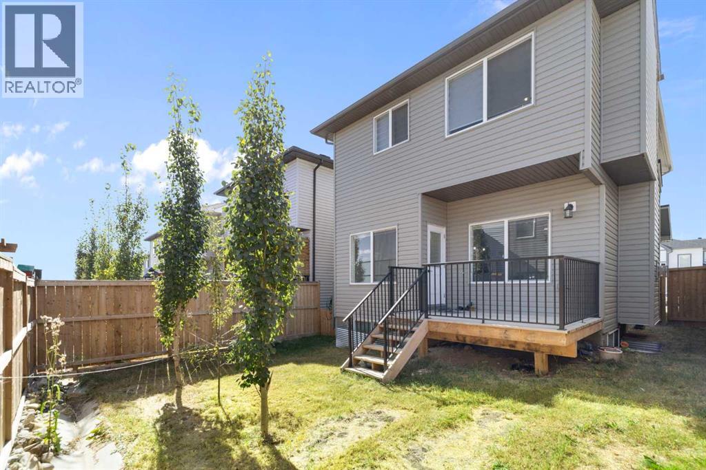 628 Edgefield Street, Strathmore, Alberta  T1P 0H5 - Photo 2 - A2264871