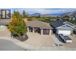 6963 CHARDONNAY Place, oliver, British Columbia