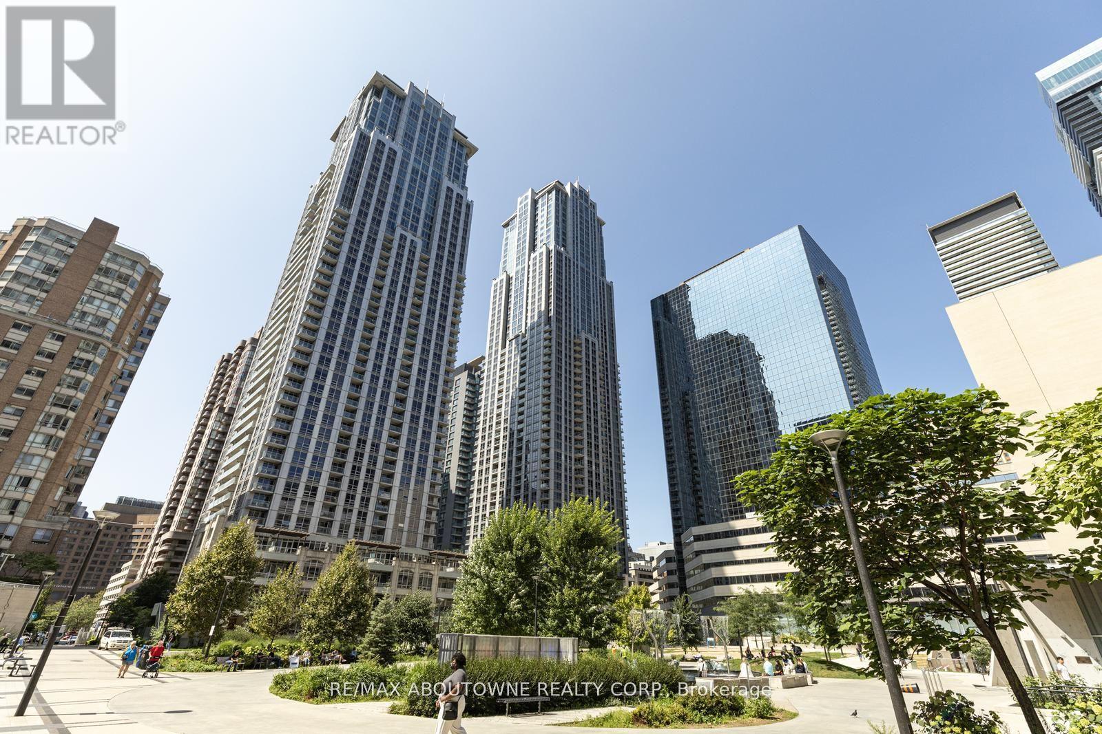 3503 - 761 Bay Street, Toronto, Ontario  M5G 2R2 - Photo 2 - C12476663