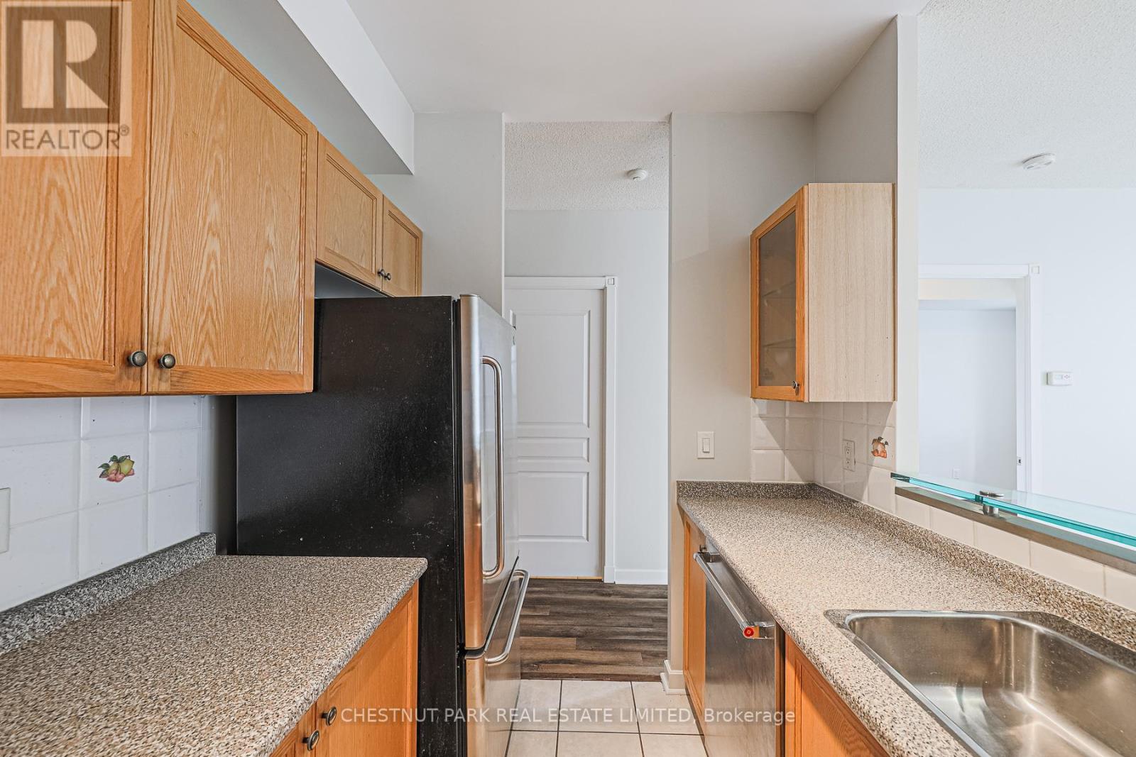 1119 - 438 Richmond Street W, Toronto, Ontario  M5V 3S6 - Photo 5 - C12476732
