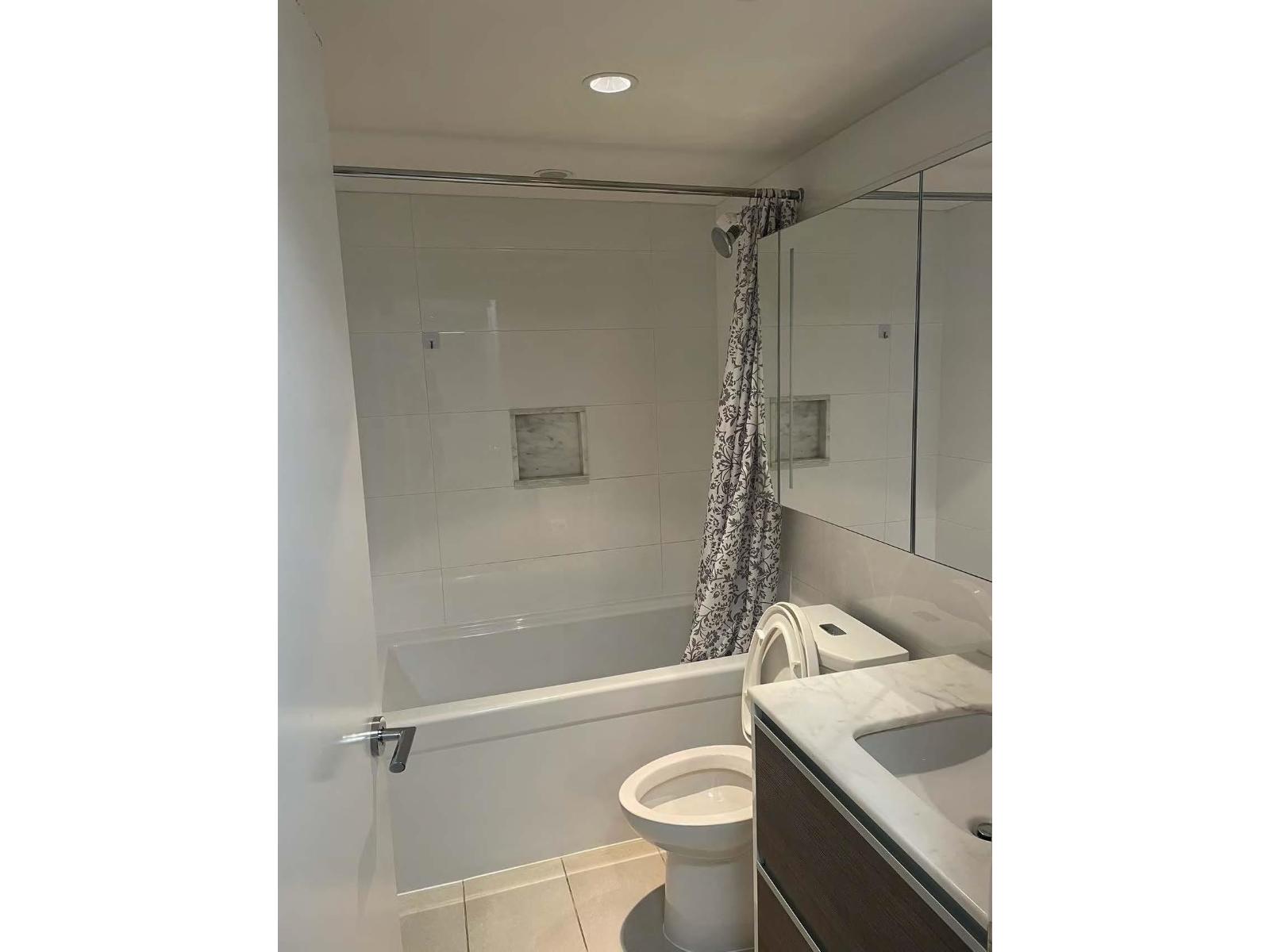 2902 13398 104 Avenue, Surrey, British Columbia  V3T 1V6 - Photo 5 - R3061079