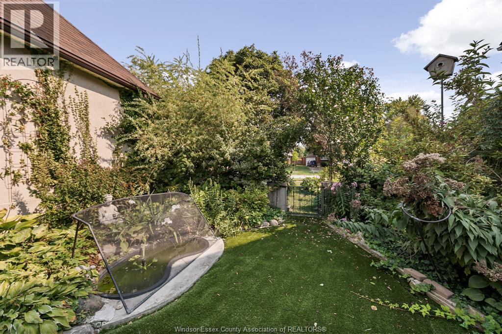 2337 Rossini, Windsor, Ontario  N8W 4P7 - Photo 39 - 25015034