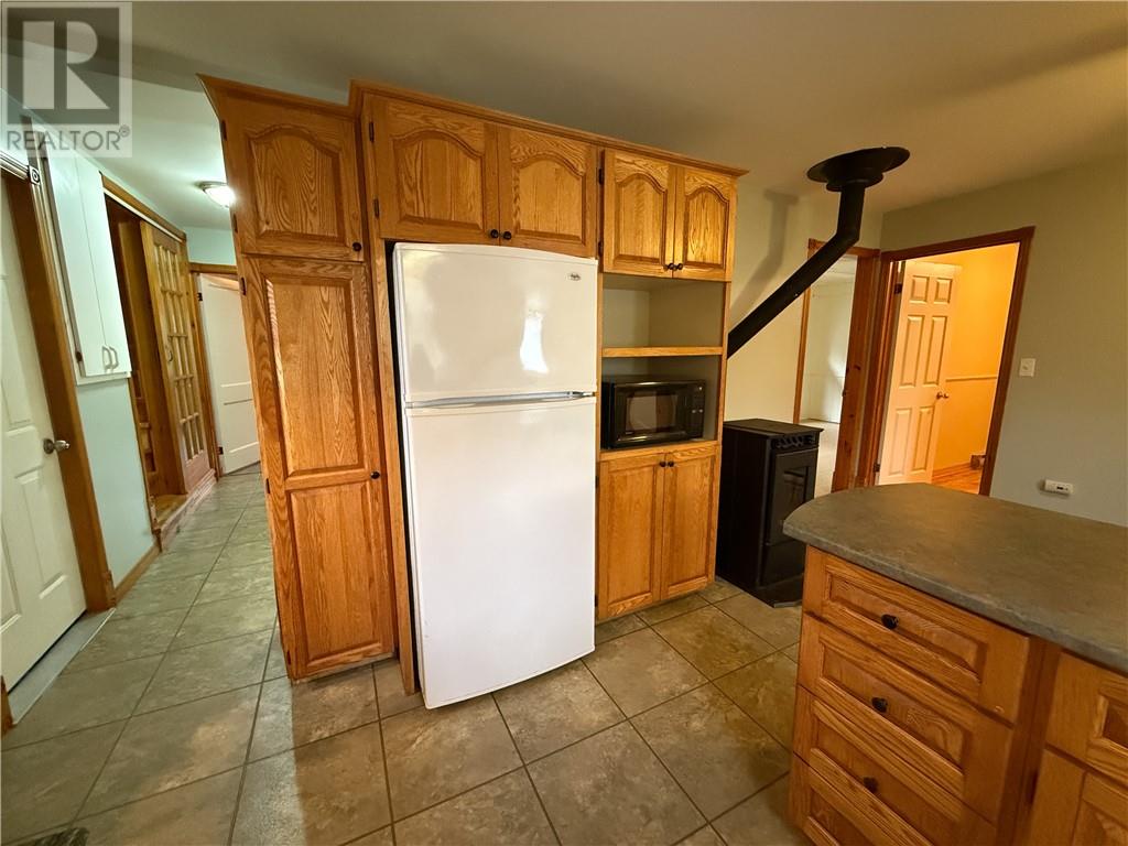 6145 King Street, Manitoulin Island, Ontario  P0P 1S0 - Photo 11 - 2125236