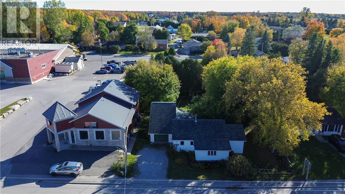6145 King Street, Manitoulin Island, Ontario  P0P 1S0 - Photo 5 - 2125236