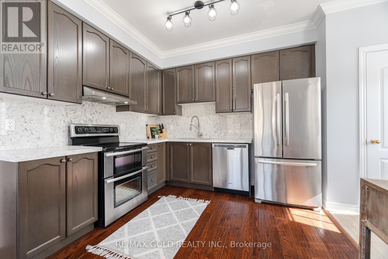 2494 Earl Grey Avenue, Pickering, Ontario  L1X 0B9 - Photo 13 - E12476692