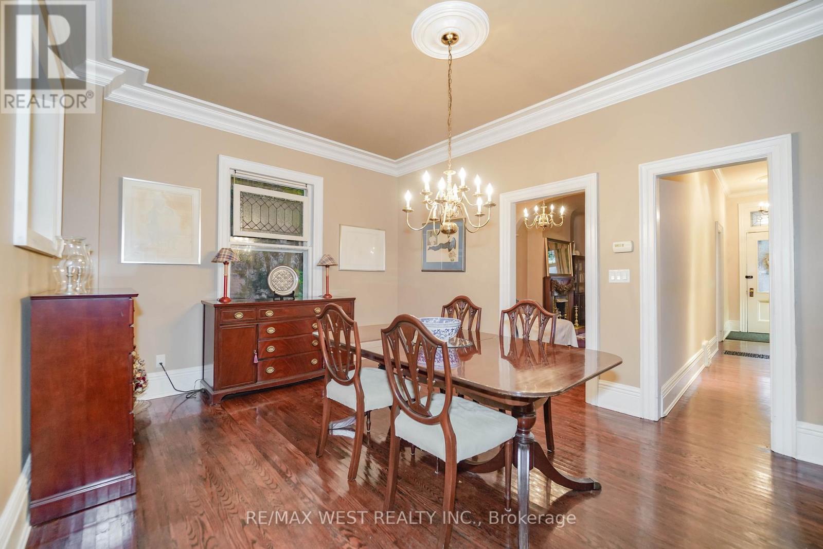 153 Booth Avenue, Toronto, Ontario  M4M 2M5 - Photo 3 - E12476699