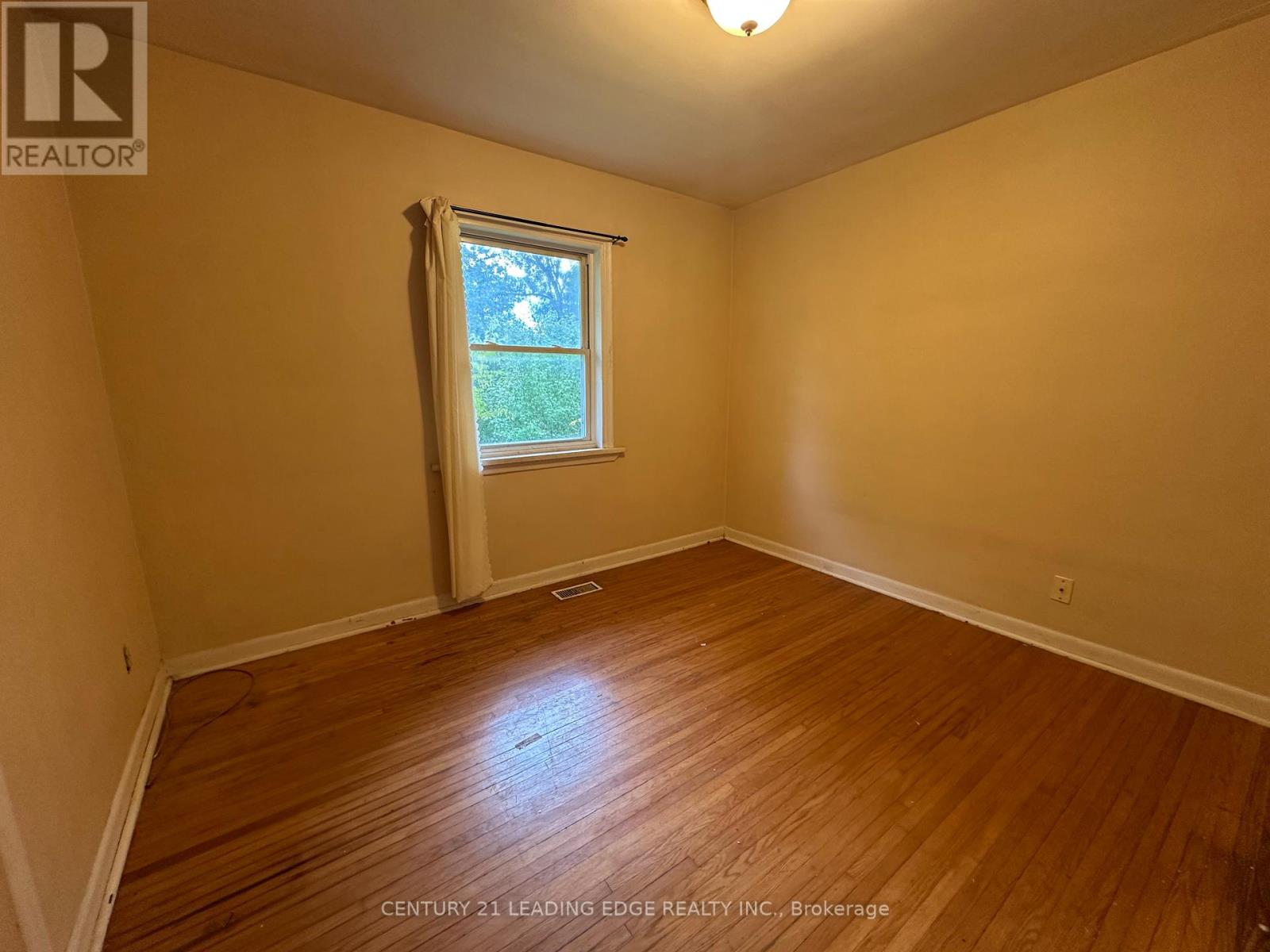 339 Jaybell Grove Grove, Toronto, Ontario  M1C 2X4 - Photo 4 - E12476714