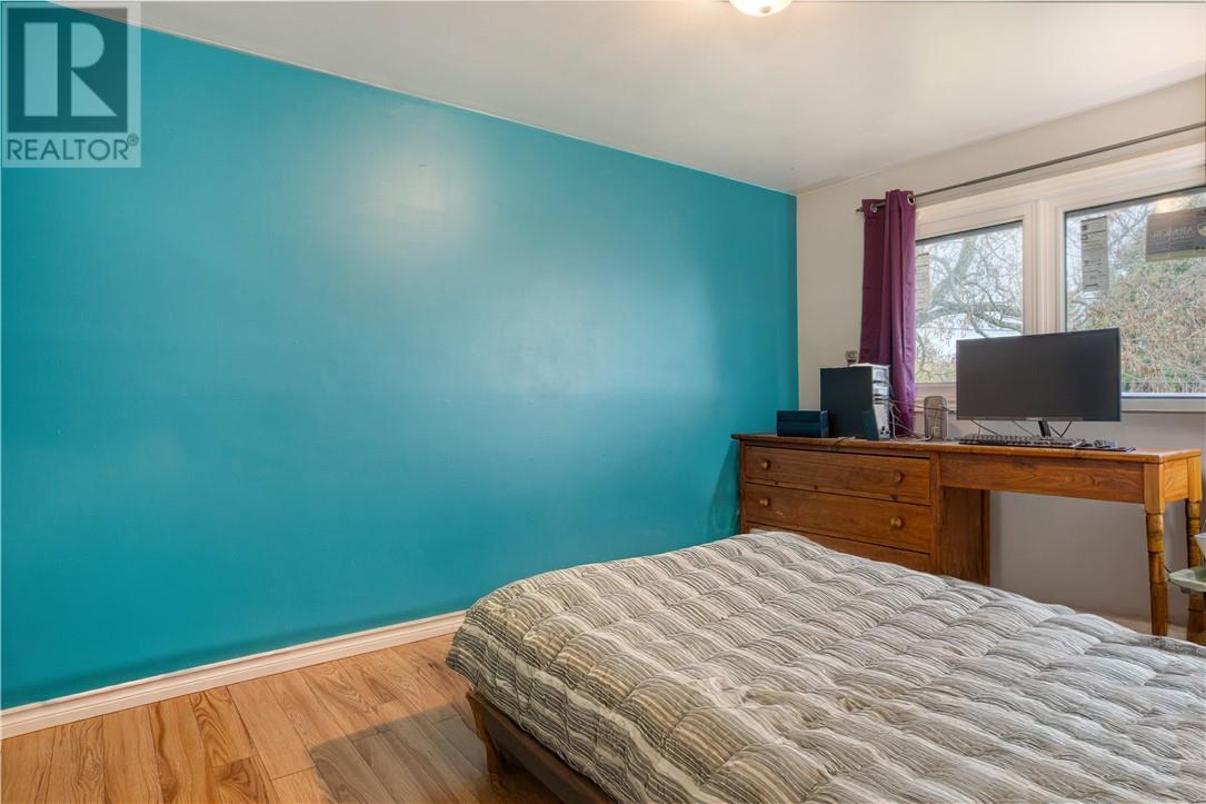 12 Metcalfe, Garson, Ontario  P3L 1K7 - Photo 8 - 2125342