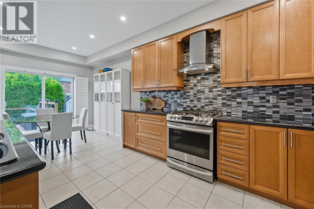 2265 Stokes Lane, Burlington, Ontario  L7L 7P5 - Photo 14 - 40781472