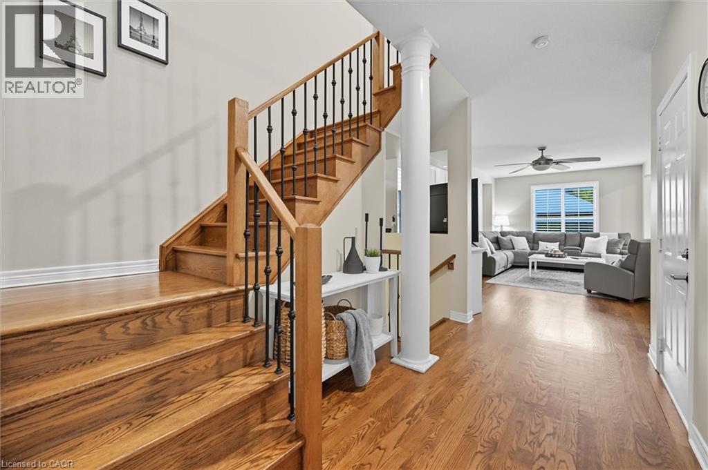 2265 Stokes Lane, Burlington, Ontario  L7L 7P5 - Photo 4 - 40781472