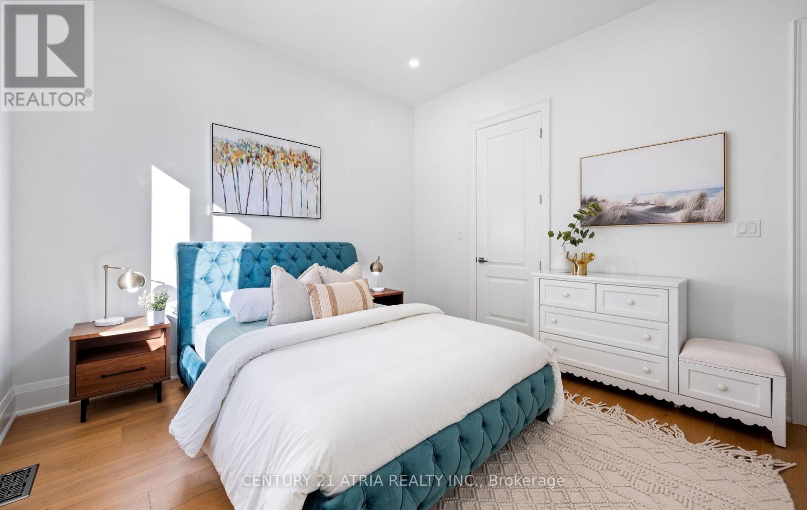 41 Sir Bodwin Place, Markham, Ontario  L1P 2X7 - Photo 27 - N12476666