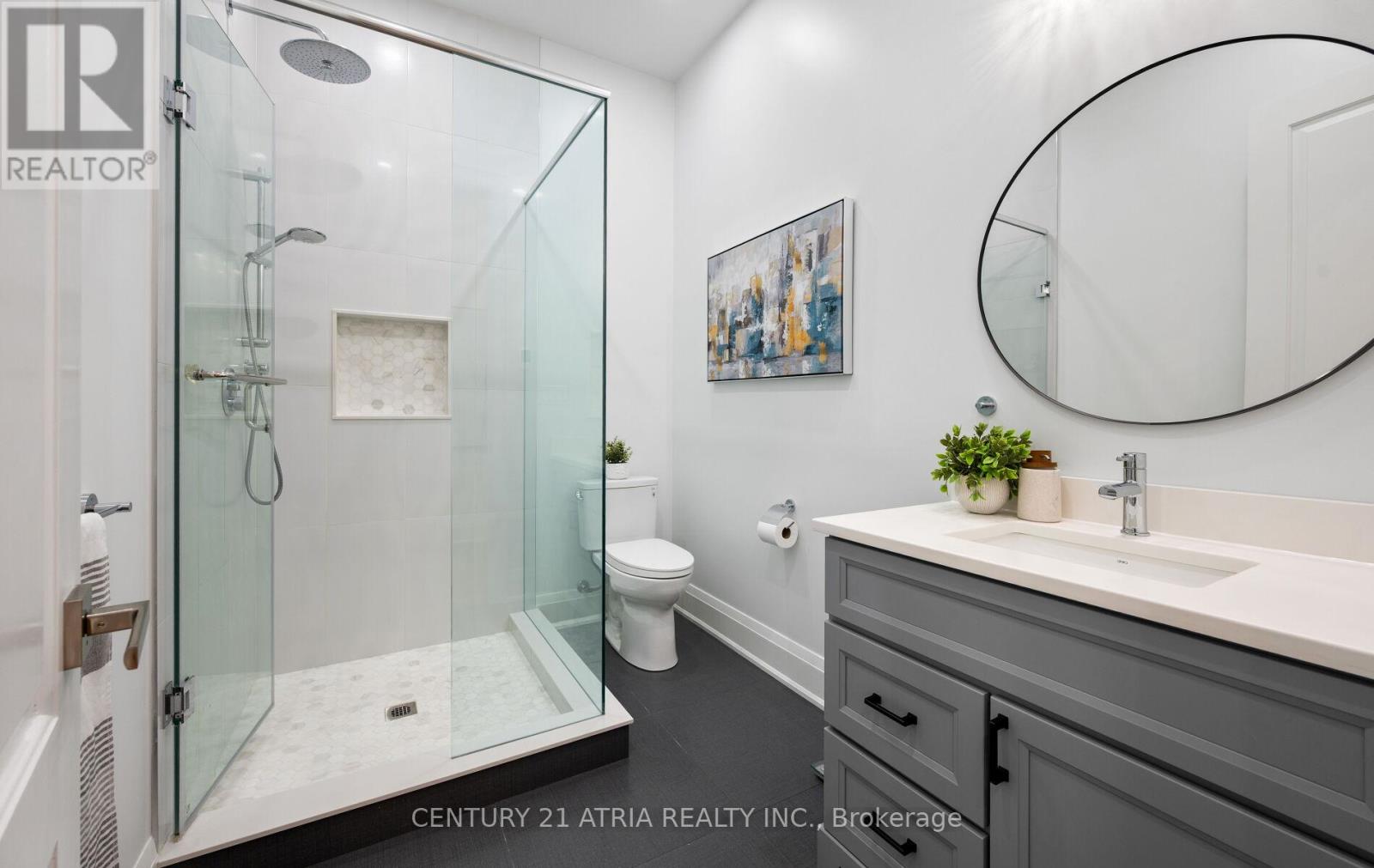 41 Sir Bodwin Place, Markham, Ontario  L1P 2X7 - Photo 32 - N12476666