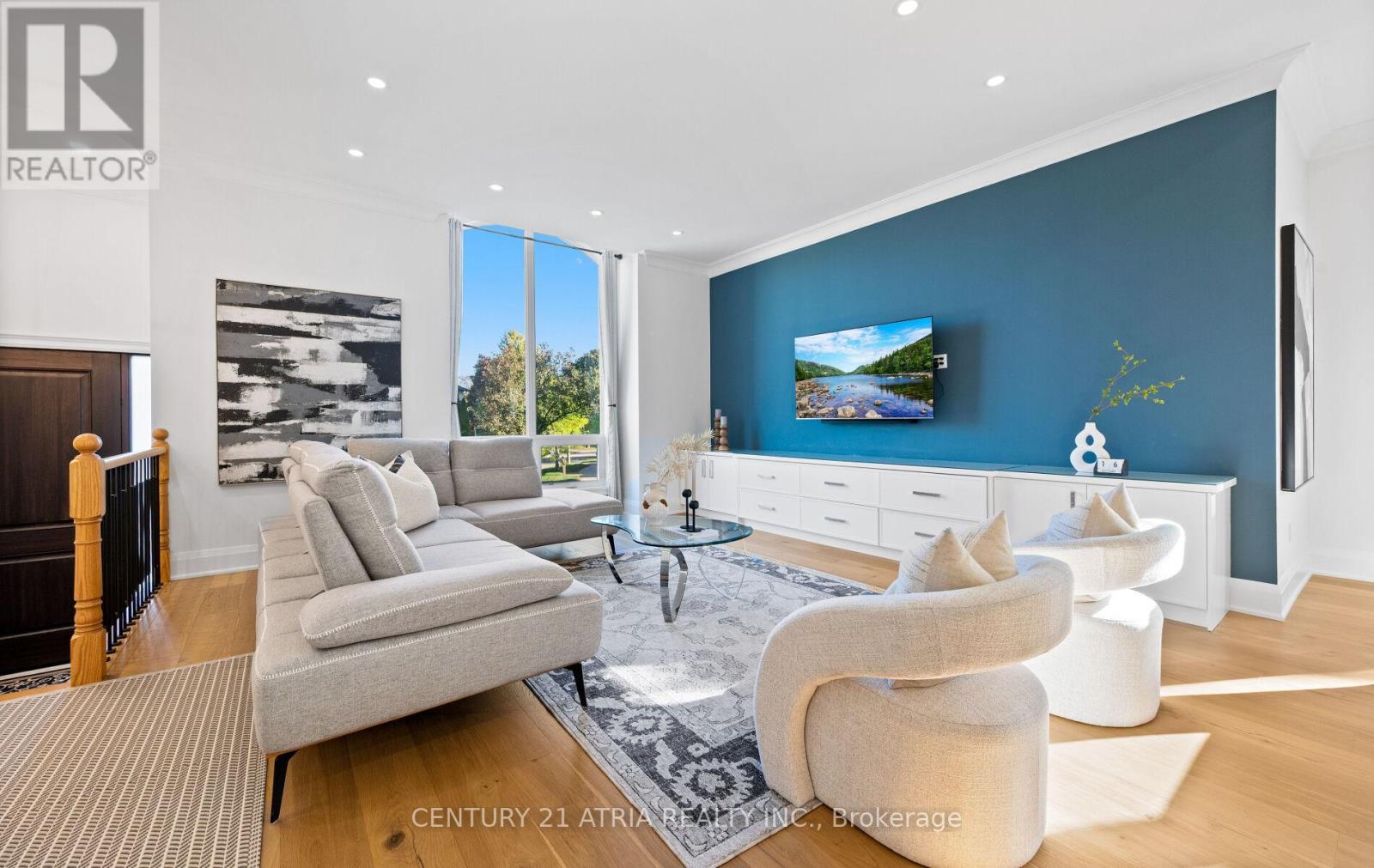 41 Sir Bodwin Place, Markham, Ontario  L1P 2X7 - Photo 6 - N12476666