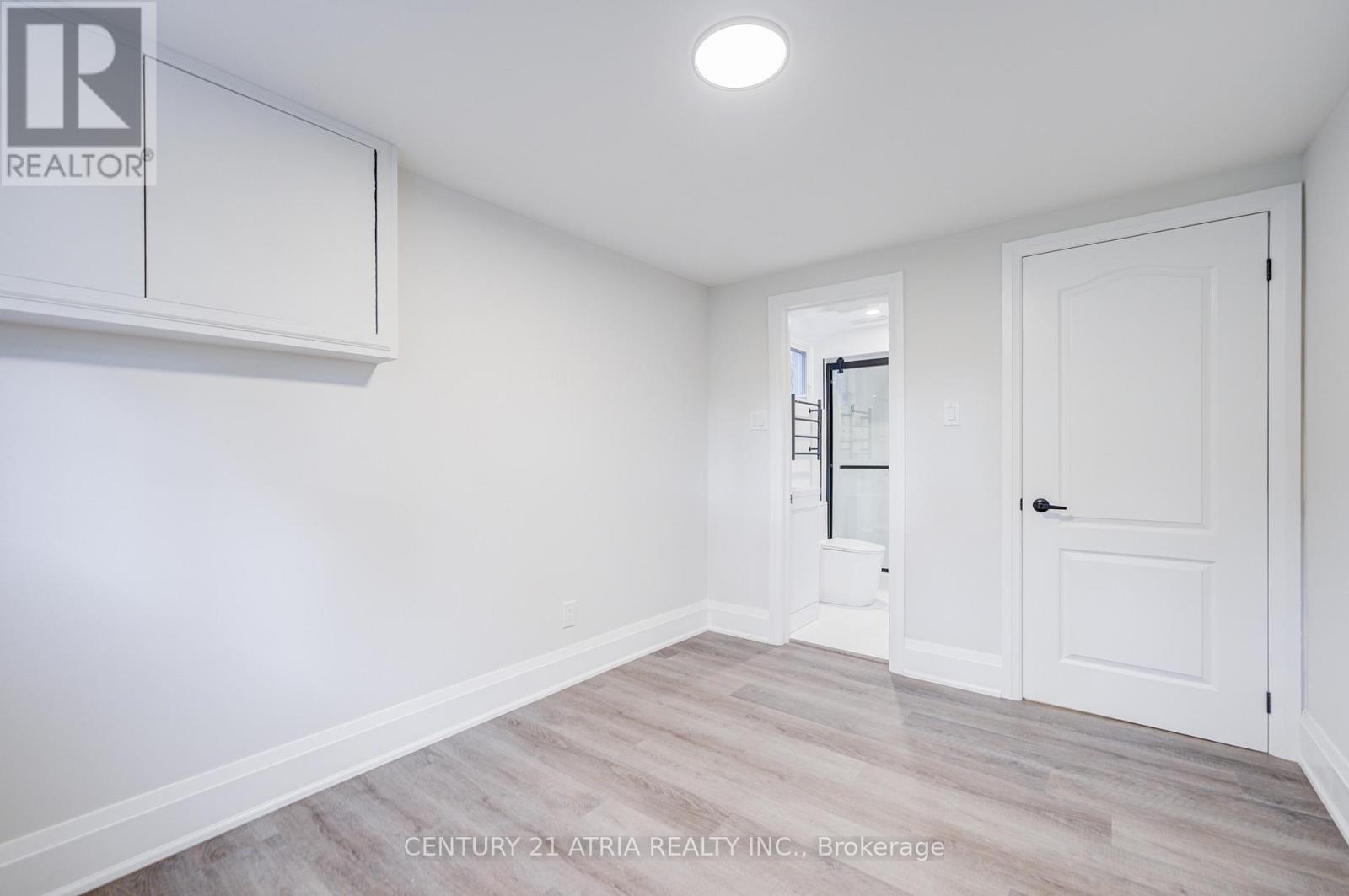 33 Sir Brandiles Place, Markham, Ontario  L3P 2Z4 - Photo 24 - N12476678