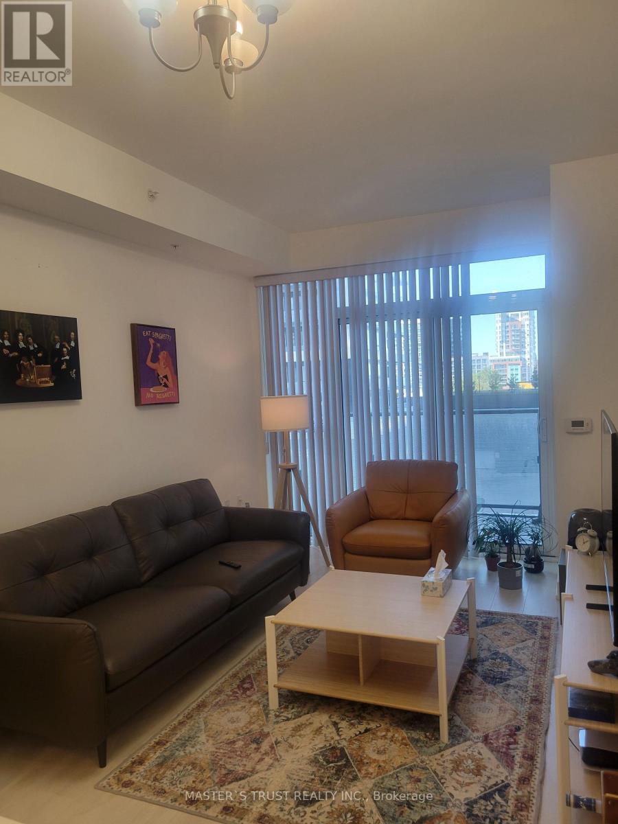 402 - 75 Oneida Crescent, Richmond Hill, Ontario  L4B 0A6 - Photo 4 - N12476712