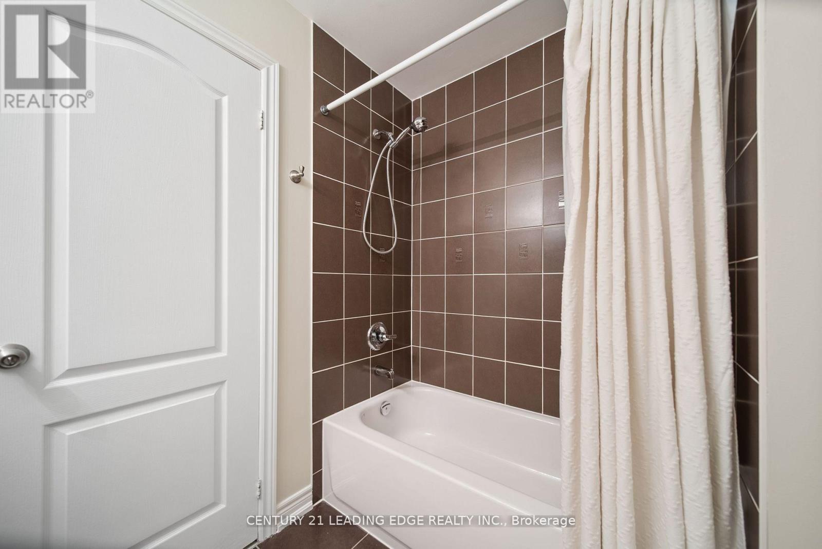 57 Baker Hill Boulevard, Whitchurch-Stouffville, Ontario  L4A 0T8 - Photo 34 - N12476729
