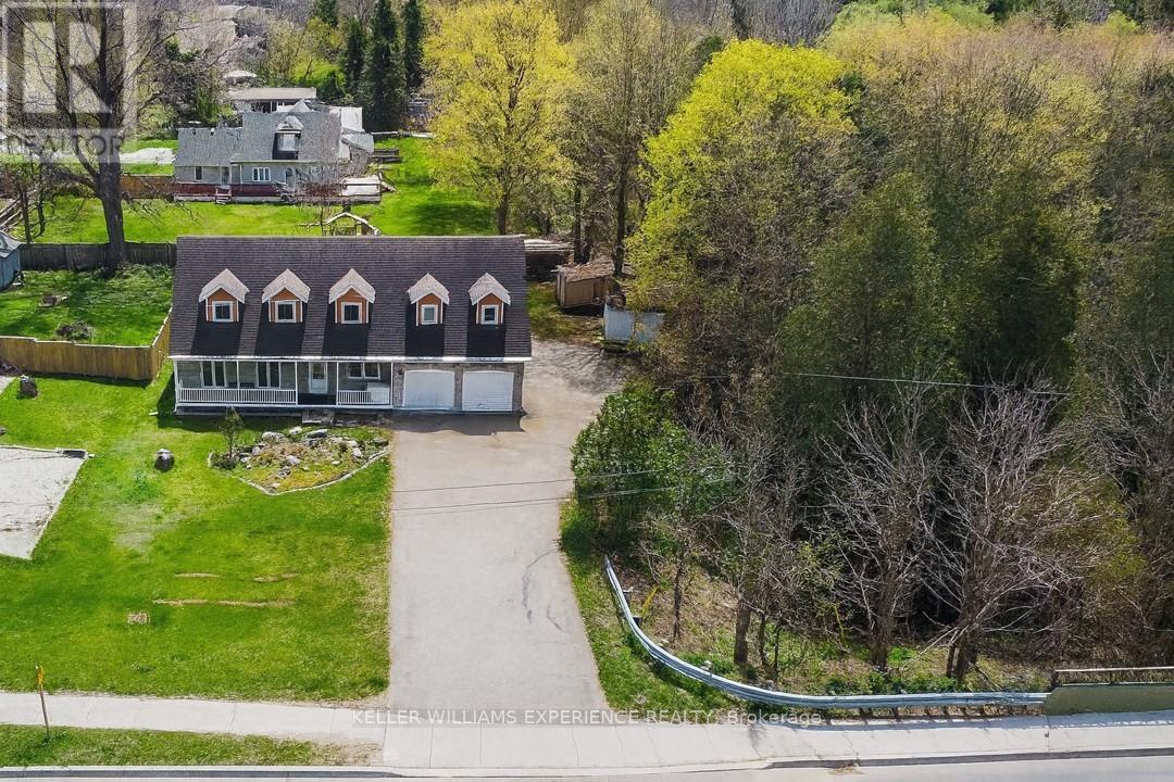 190 Centre Street, Essa (Angus), Ontario  L0M 1B0 - Photo 3 - N12476737